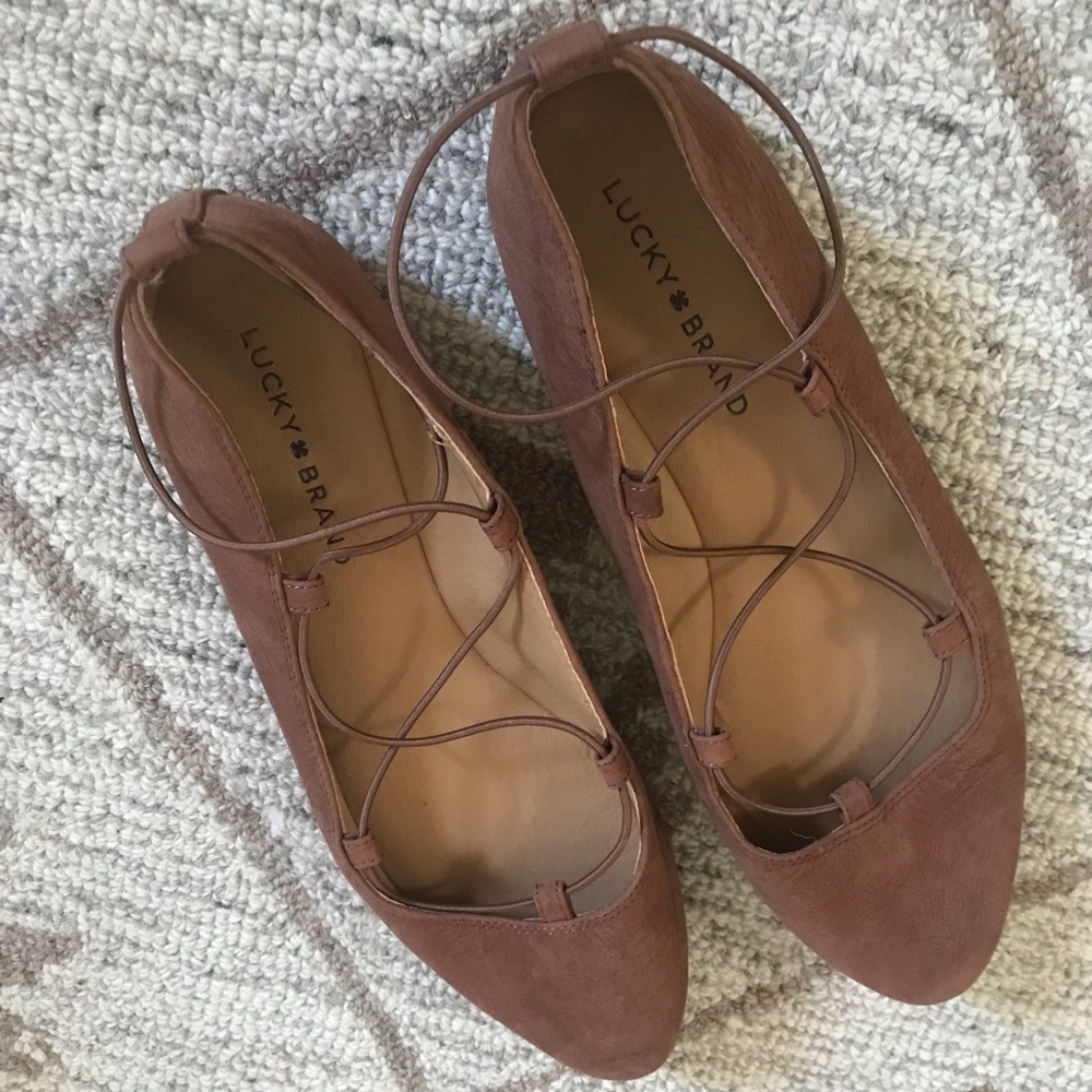 Lucky Brand Lace Up Flats (size 9)